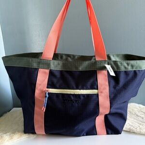Victoria’s Secret Pink Oversized Weekender Tote